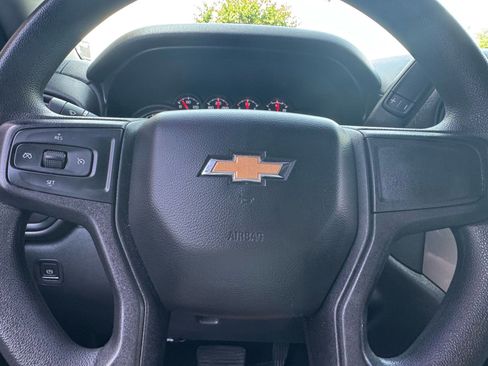 Used 2021 Chevrolet Silverado 1500 Custom image 17