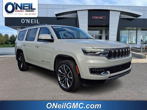 Used 2022 Jeep Wagoneer Series III w/ Premium Group I image 1