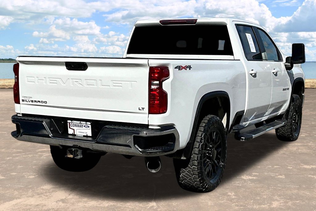 Used 2025 Chevrolet Silverado 2500 LT w/ Convenience Package AWD/4WD image 8