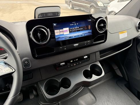 New 2026 Mercedes-Benz Sprinter 2500 image 23