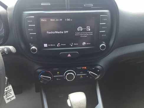 Used 2024 Kia Soul LX w/ Option Group 015 FWD image 16