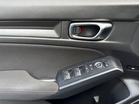 Used 2025 Honda Civic LX image 12