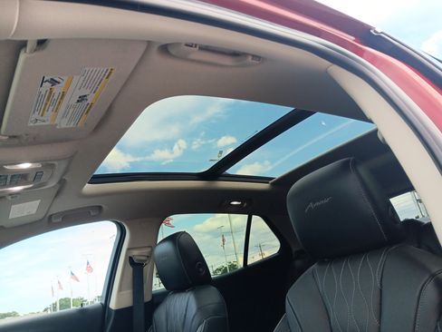 Used 2023 Buick Envision Avenir FWD image 15