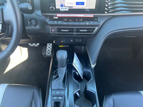 New 2026 Toyota Camry SE Nightshade image 11