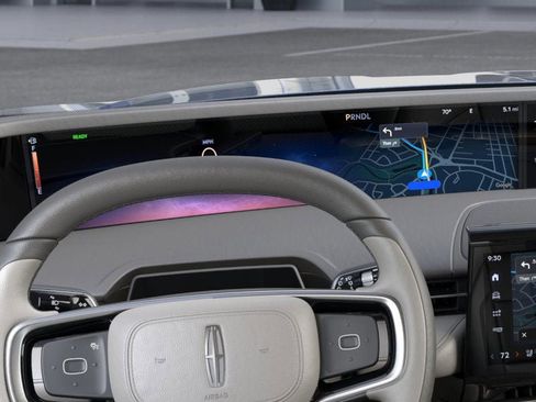 New 2025 Lincoln Nautilus Premier w/ Equipment Group 102A image 13