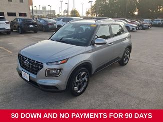 Used 2025 Hyundai Venue SEL FWD video 1