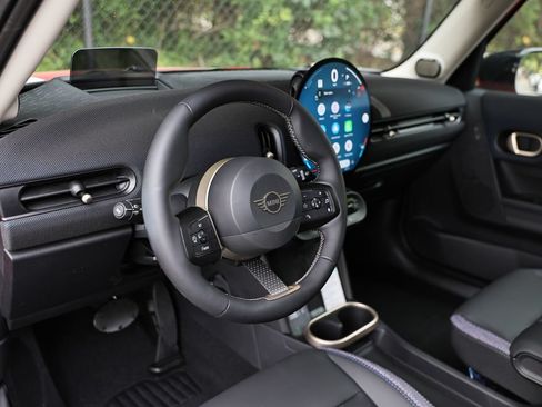 New 2026 MINI Cooper 4-Door Hardtop FWD image 19