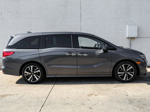 Used 2019 Honda Odyssey Elite image 7
