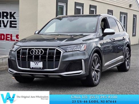 Used 2021 Audi SQ7 Premium Plus w/ Driver Assistance Package AWD/4WD image 3