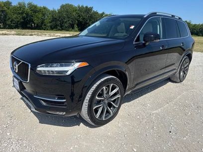 Used 2018 Volvo XC90 T5 Momentum w/ Convenience Package