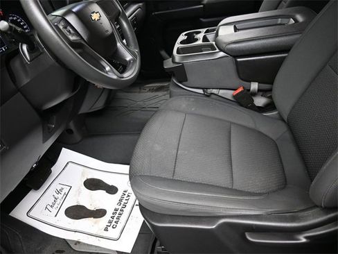 Used 2021 Chevrolet Silverado 1500 Custom image 15