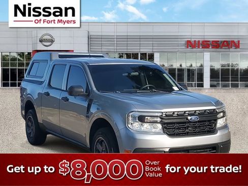 Used 2022 Ford Maverick XL image 1