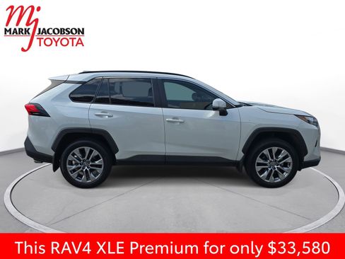 Used 2024 Toyota RAV4 XLE Premium w/ Weather Package image 7