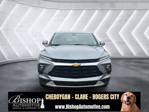 Used 2025 Chevrolet Blazer LT image 22