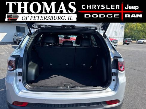 Used 2025 Jeep Compass Limited w/ Sun & Sound Group AWD/4WD image 25