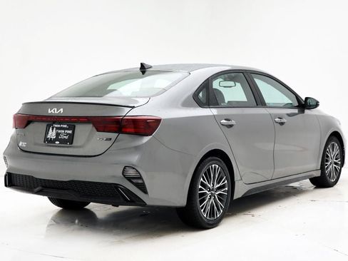 Used 2023 Kia Forte GT-Line w/ GT-Line Technology Package image 8