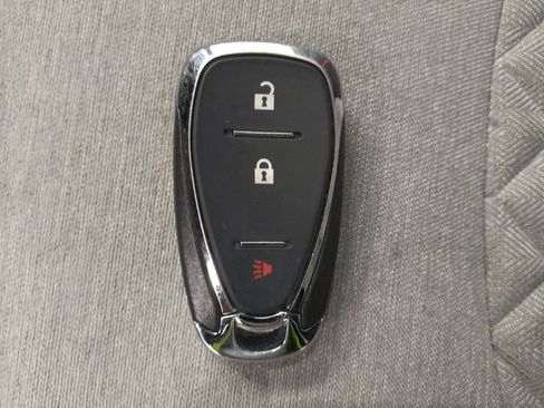 Used 2023 Chevrolet Equinox LT FWD image 32