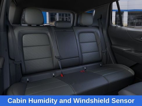 New 2026 Chevrolet Equinox LT w/ Convenience Package II AWD/4WD image 18