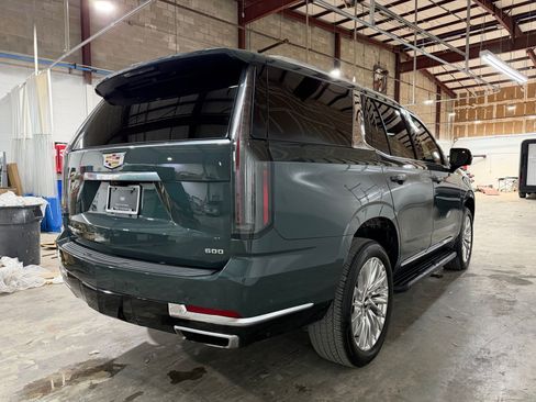 Used 2025 Cadillac Escalade Premium Luxury w/ LPO, Floor Liner Package AWD/4WD image 8