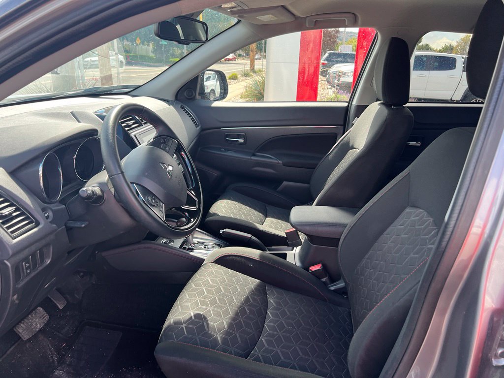 Used 2026 Mitsubishi Outlander Sport LE AWD/4WD image 7