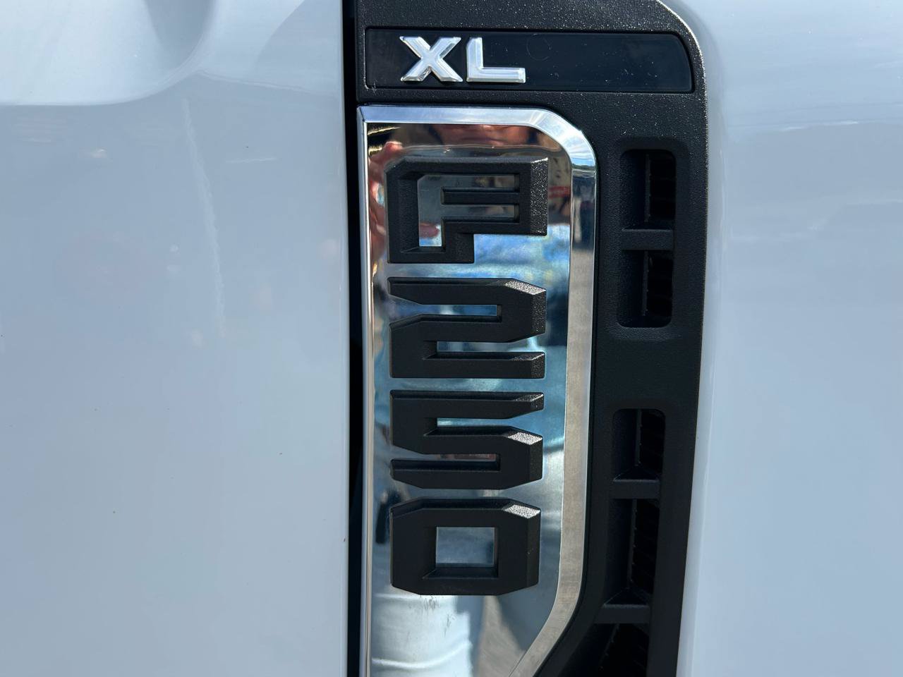 Used 2023 Ford F250 XL w/ XL Driver Assist Package AWD/4WD image 41