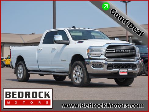 Used 2023 RAM 2500 Laramie AWD/4WD image 1