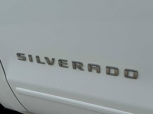 Used 2017 Chevrolet Silverado 1500 LT w/ All Star Edition AWD/4WD image 12