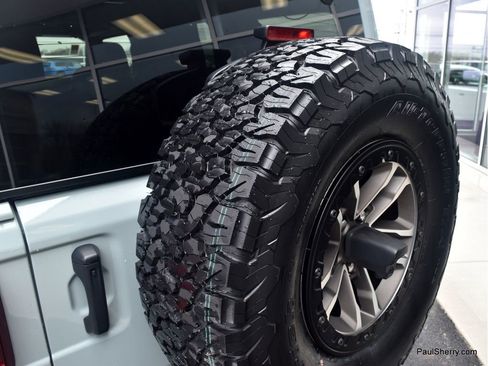 Used 2024 Jeep Wrangler Unlimited Rubicon 392 image 17