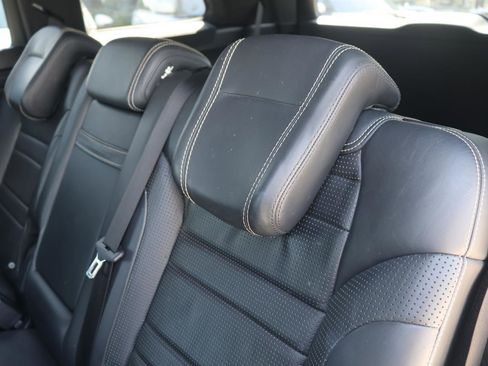 Used 2015 Mercedes-Benz GL 63 AMG 4MATIC image 29