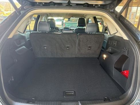 Certified 2023 Ford Edge SEL w/ Sport Appearance Package AWD/4WD image 23