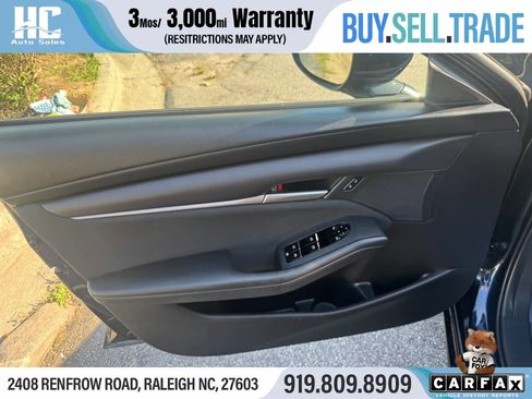 Used 2019 MAZDA MAZDA3 Sedan FWD image 14