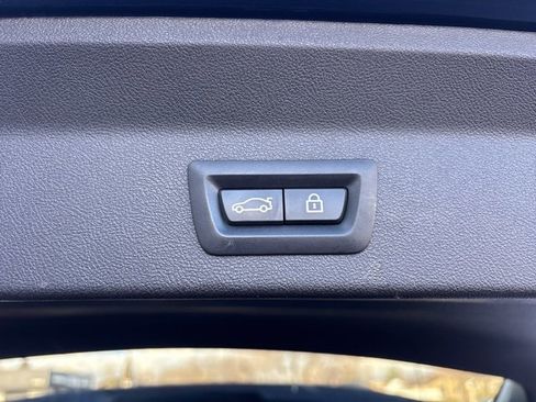 Used 2018 BMW X3 xDrive30i w/ Convenience Package image 9