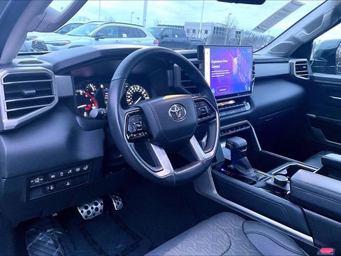 Used 2023 Toyota Tundra Limited image 13