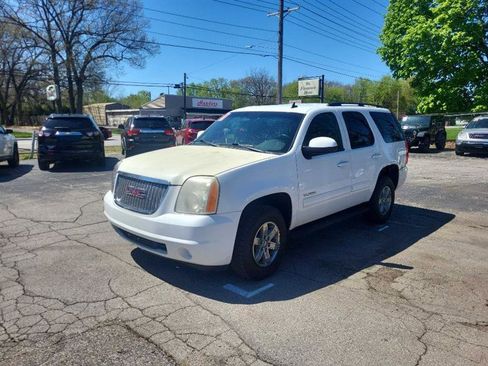 Used 2011 GMC Yukon SLE AWD/4WD image 1