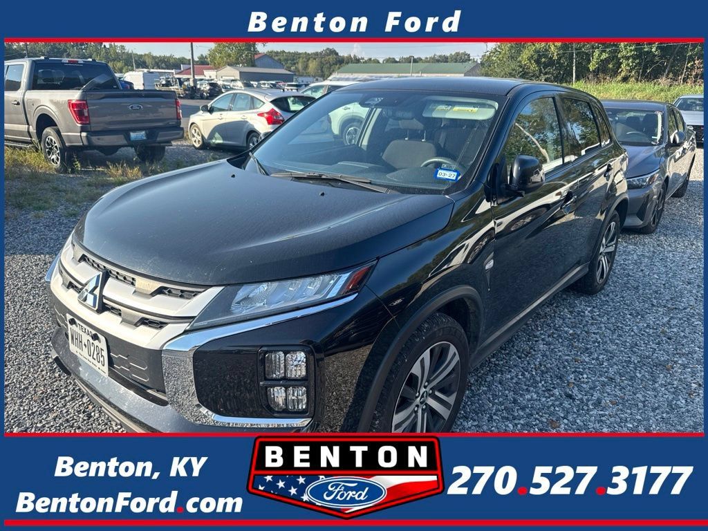 Used 2025 Mitsubishi Outlander Sport SE AWD/4WD image 1