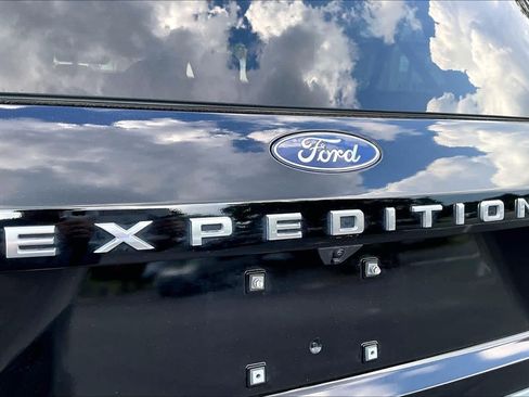 Used 2025 Ford Expedition Max Active RWD image 31