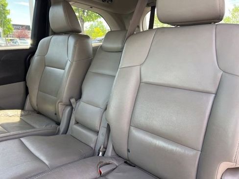 Used 2015 Honda Odyssey EX-L image 32