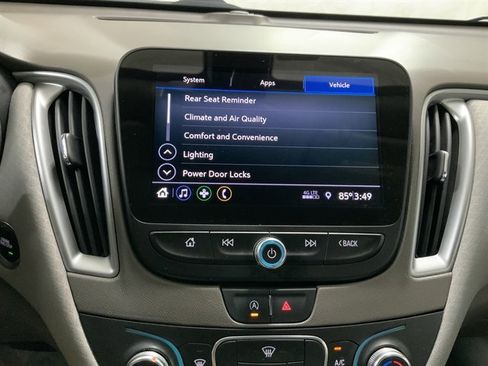 Used 2020 Chevrolet Malibu LS image 26