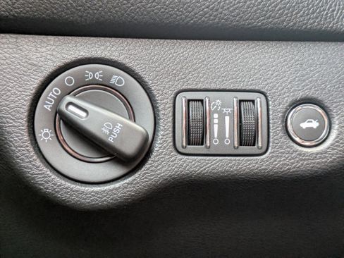 Used 2019 Dodge Challenger R/T w/ Blacktop Package image 25