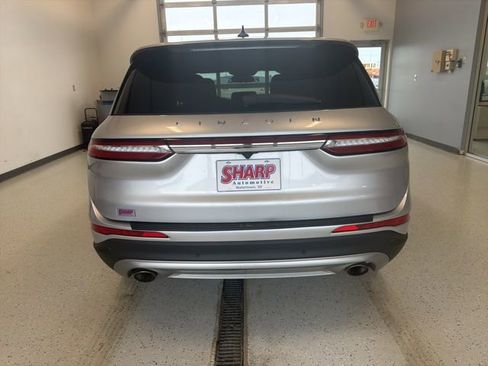 Used 2020 Lincoln Corsair AWD w/ Premium Package image 8