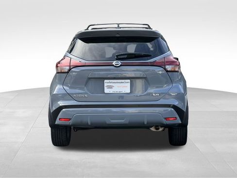 Used 2021 Nissan Kicks SR w/ SR Premium Package image 4