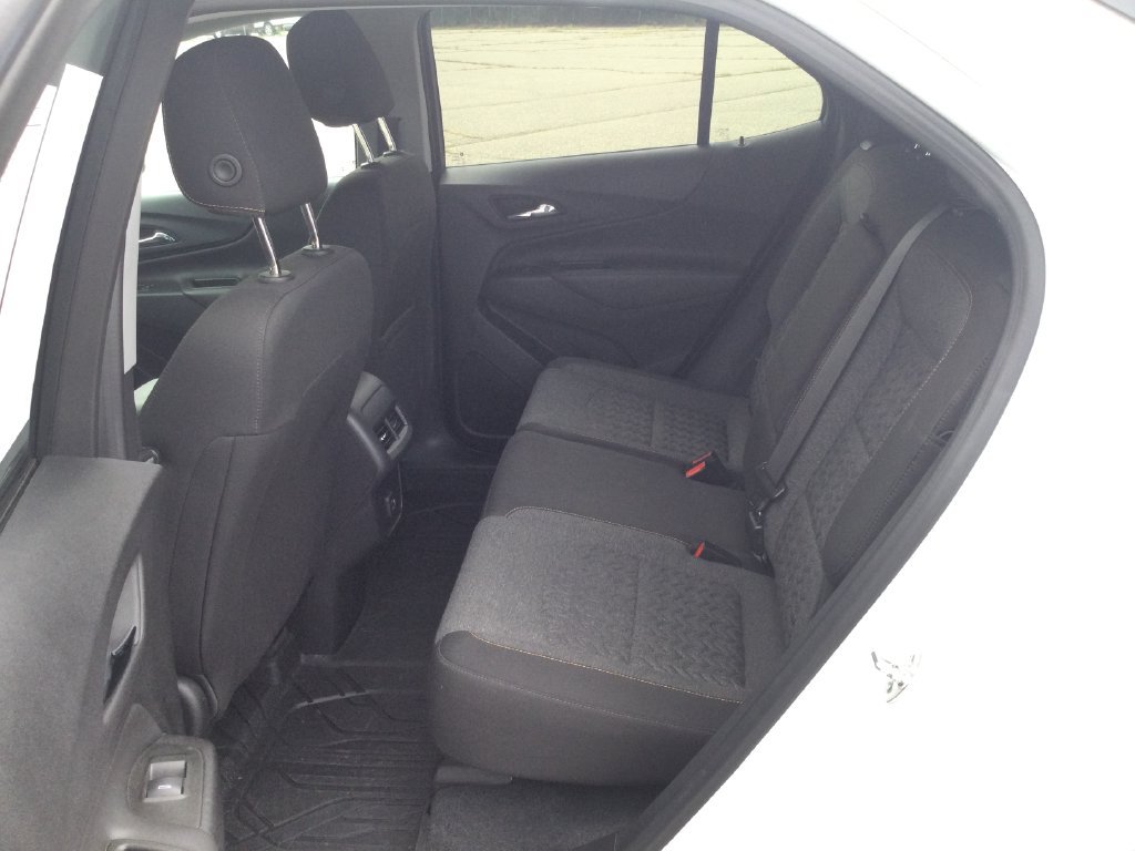 Used 2024 Chevrolet Equinox LT w/ LPO, Floor Liner Package FWD image 28