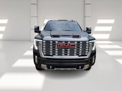 Used 2024 GMC Sierra 2500 Denali w/ Denali Reserve Package image 2