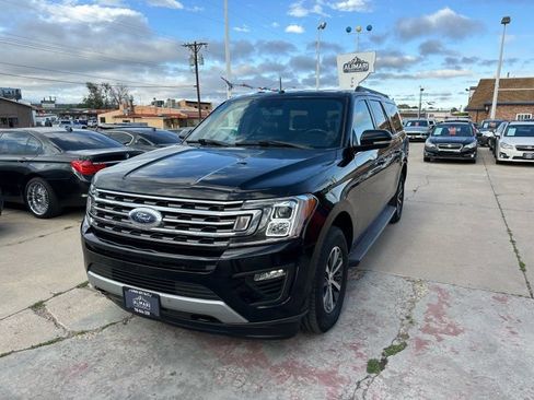 Used 2019 Ford Expedition Max XLT w/ Equipment Group 201A AWD/4WD image 3