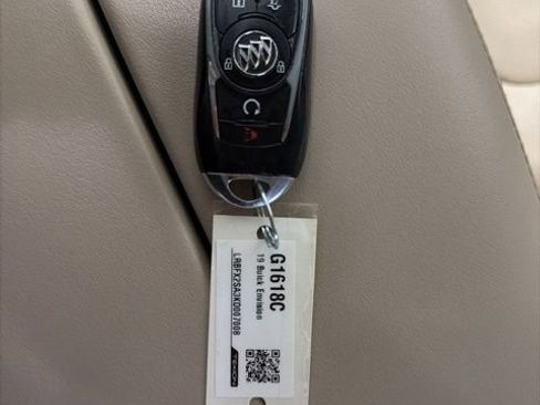 Used 2019 Buick Envision Essence image 39