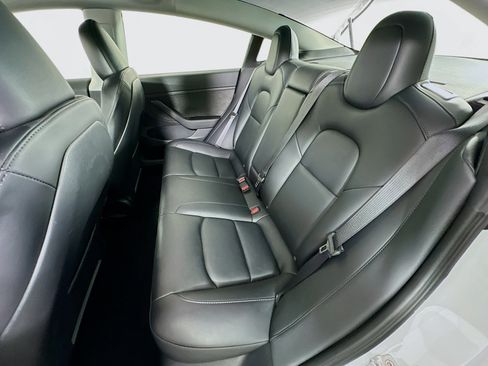 Used 2023 Tesla Model 3 Standard Range image 26