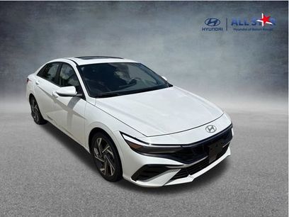 Used 2025 Hyundai Elantra SEL