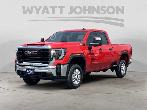 Used 2025 GMC Sierra 2500 Pro AWD/4WD image 1