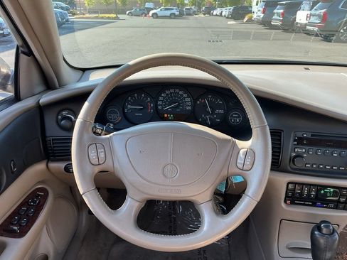Used 2004 Buick Regal LS FWD image 27