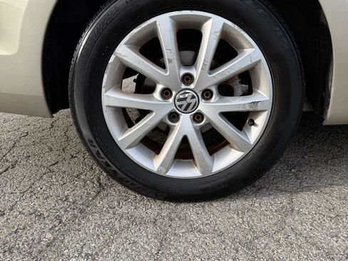Used 2013 Volkswagen Jetta SE image 30